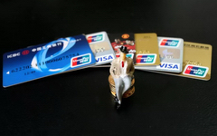 原来如此！同时申请多张信用卡会怎么样？