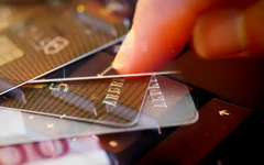 贪图所谓的“大额信用卡”，竟损失3500元！