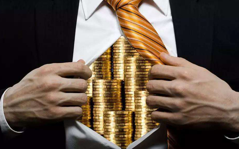 有钱人是怎么投资的：谨慎乐观 回归银行