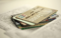 信用卡累计欠费本息高达20万元？还真有人差点信了